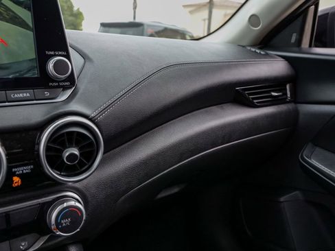 Used 2024 Nissan Sentra SV image 30