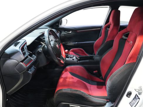 Used 2018 Honda Civic Type R image 29