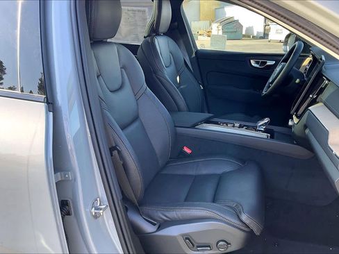 New 2026 Volvo XC60 T8 Ultra w/ Climate Package image 31