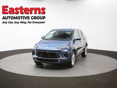 Used 2024 Buick Encore GX Preferred FWD image 54