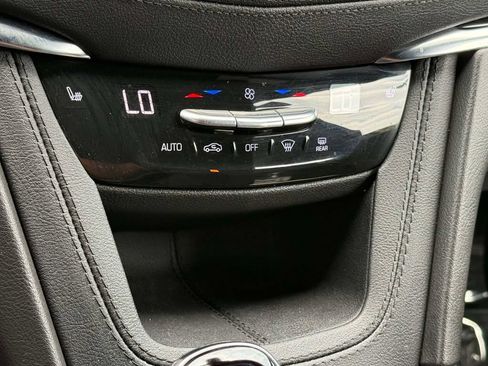 Used 2023 Cadillac XT5 Premium Luxury AWD/4WD image 27