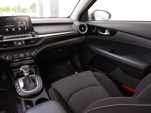 Used 2021 Kia Forte EX FWD image 26