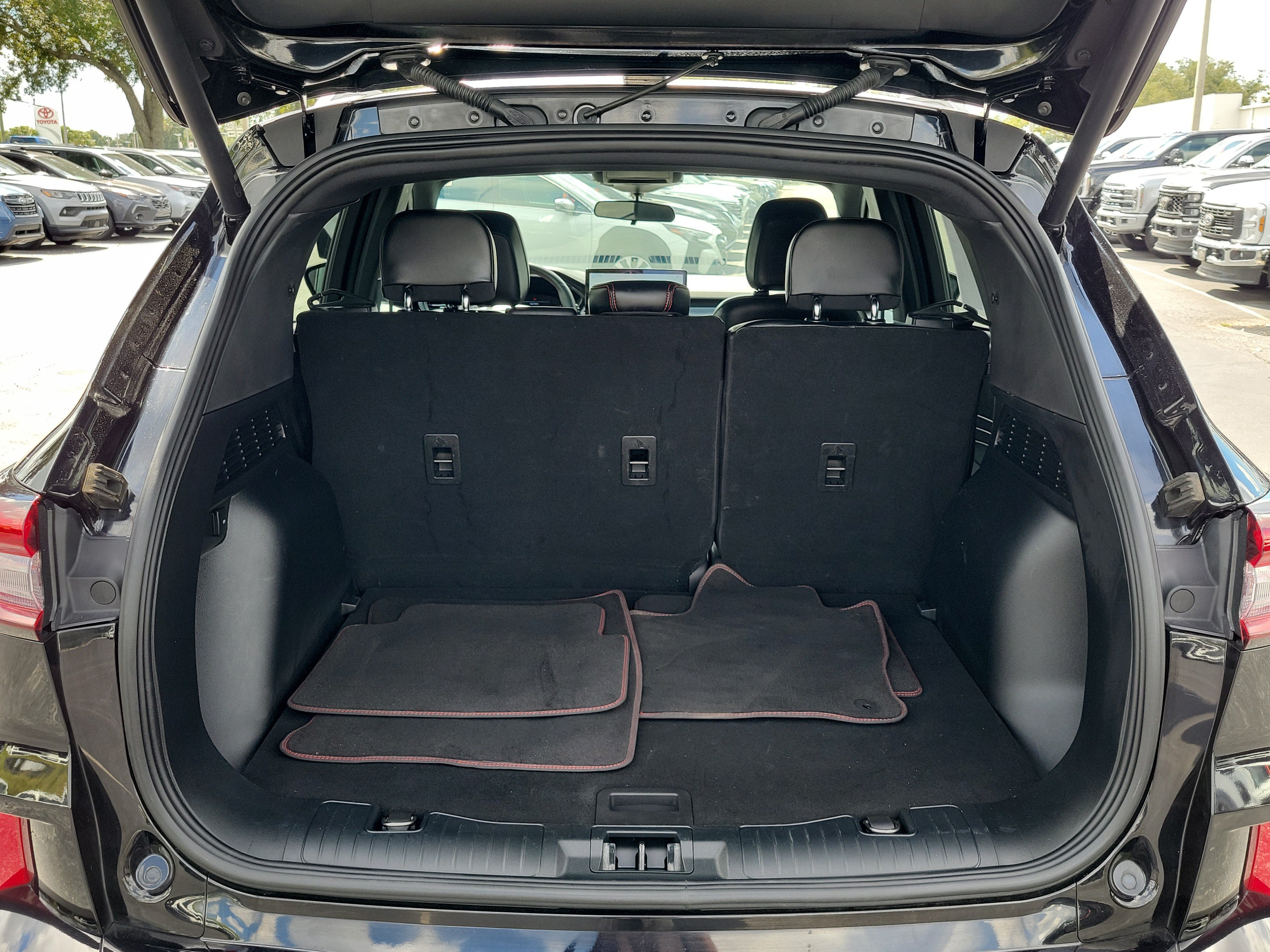 Certified 2023 Ford Escape ST-Line w/ Tech Pack #1 FWD image 9