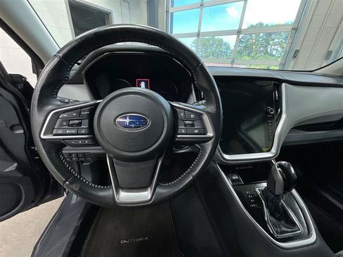 Used 2023 Subaru Outback Premium AWD/4WD image 14