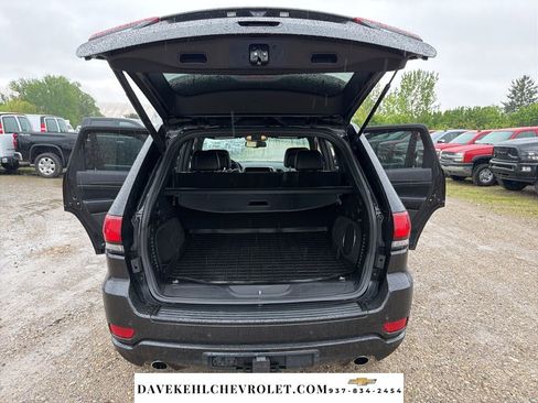 Used 2015 Jeep Grand Cherokee Altitude AWD/4WD image 28