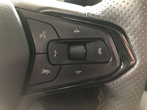 Used 2024 Chevrolet Trax RS w/ Driver Confidence Package image 30