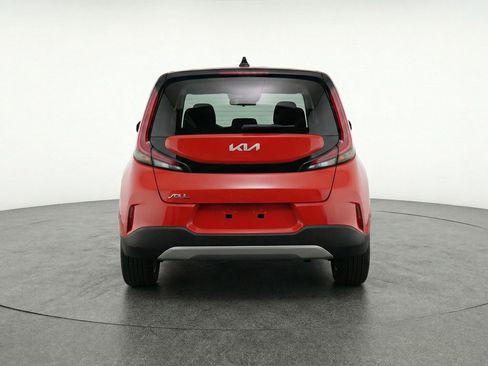 Used 2025 Kia Soul LX w/ LX Technology Package image 7