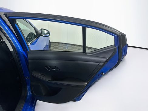 Used 2024 Nissan Sentra SV FWD image 28