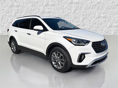 Used 2017 Hyundai Santa Fe SE w/ SE Premium Package 02