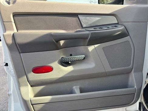 Used 2008 Dodge Ram 1500 Truck SLT w/ Cool Chrome Pkg image 15