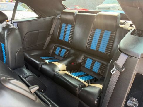 Used 2010 Ford Mustang Shelby GT500 RWD image 12