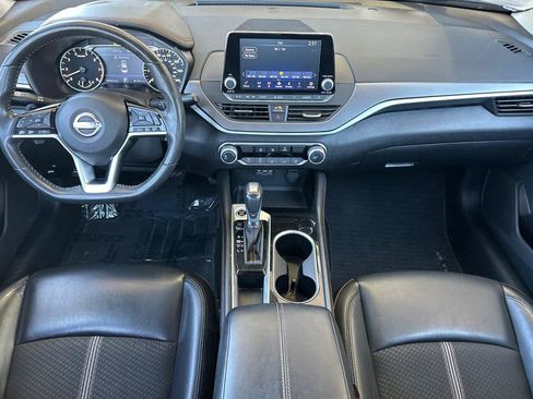 Certified 2024 Nissan Altima 2.5 SR FWD image 13