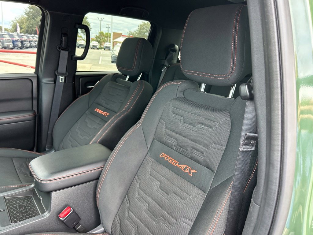 Certified 2025 Nissan Frontier PRO-4X w/ Pro Convenience Package AWD/4WD image 23