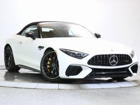 Used 2022 Mercedes-Benz SL 63 AMG 4MATIC w/ Driver Assistance Package image 2