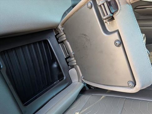 Used 2022 Chevrolet Silverado 1500 ZR2 w/ Technology Package image 20