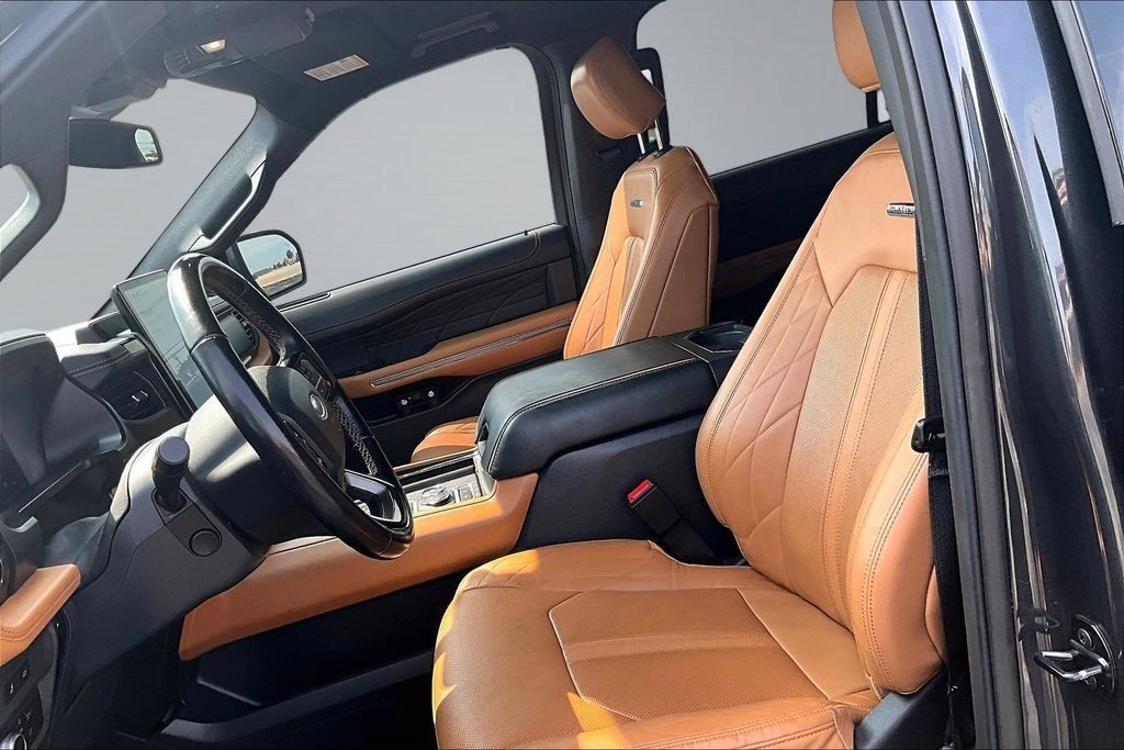 Used 2022 Ford Expedition Max Platinum AWD/4WD image 22
