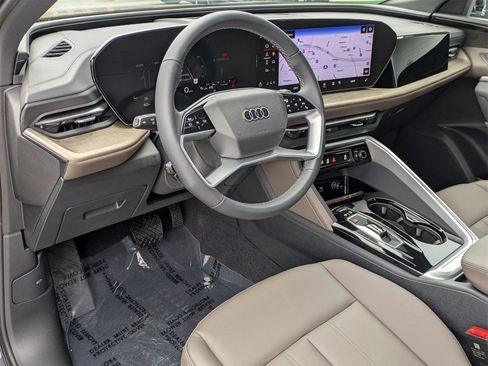 New 2025 Audi Q5 Premium Plus image 8