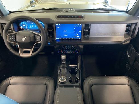 New 2026 Ford Bronco Badlands AWD/4WD image 17