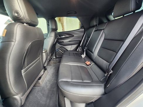 Used 2022 Chevrolet TrailBlazer ACTIV w/ Technology Package image 11