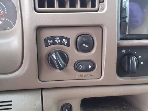 Used 2004 Ford F250 King Ranch image 6