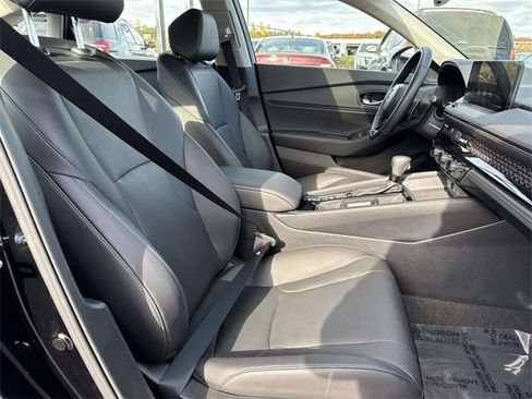 Certified 2025 Honda Accord EX-L image 7