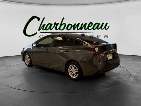 Used 2021 Toyota Prius LE image 3