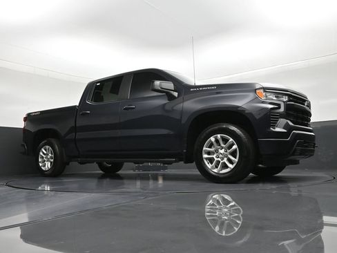 Used 2024 Chevrolet Silverado 1500 RST AWD/4WD image 26