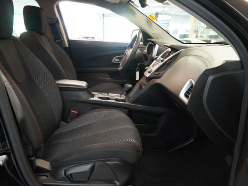 Used 2017 Chevrolet Equinox LS FWD image 33