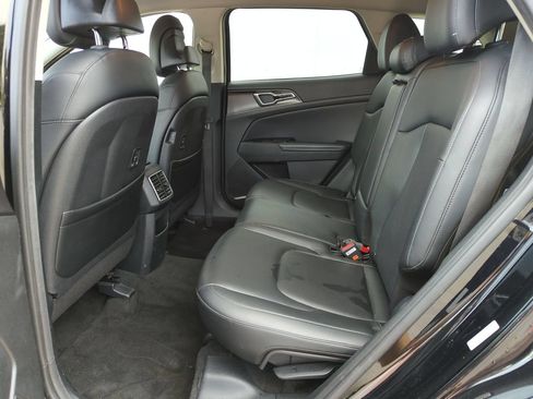 Used 2023 Kia Sportage EX FWD image 21