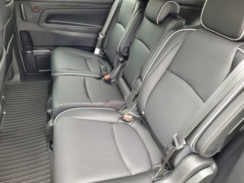 New 2026 Honda Odyssey Touring image 16