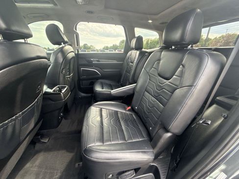 Used 2022 Kia Telluride SX w/ SX Prestige Package AWD/4WD image 17