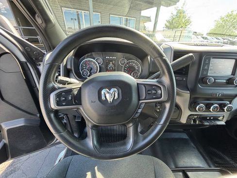 Used 2024 RAM 3500 Tradesman w/ Chrome Appearance Group AWD/4WD image 15