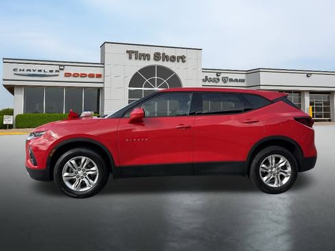 Used 2021 Chevrolet Blazer LT image 2