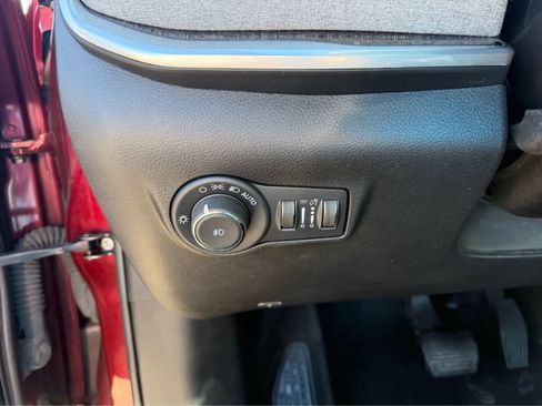 Used 2022 Jeep Compass Latitude w/ Convenience Group image 11