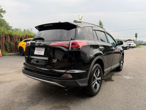 Used 2018 Toyota RAV4 XLE w/ Plus Extra Value Package AWD/4WD image 6
