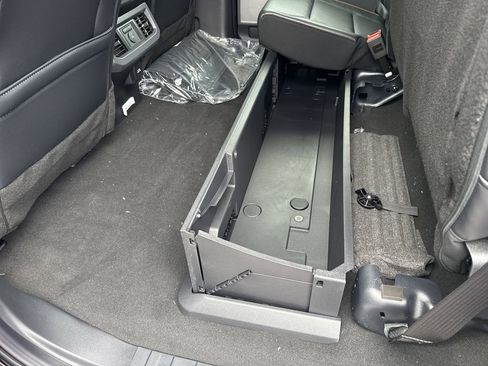 New 2025 Ford F350 Lariat w/ Lariat Ultimate Package image 28