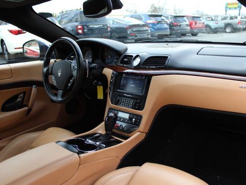 Used 2009 Maserati GranTurismo Coupe RWD image 20