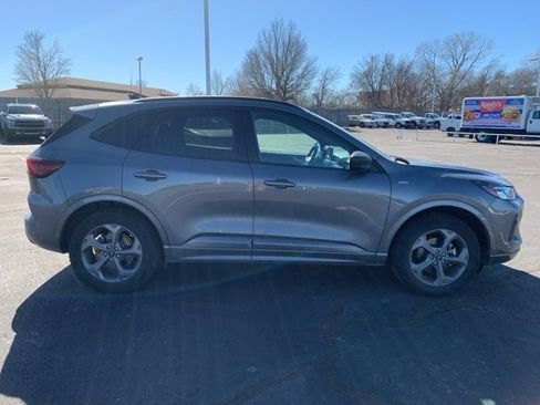 Used 2024 Ford Escape ST-Line image 7