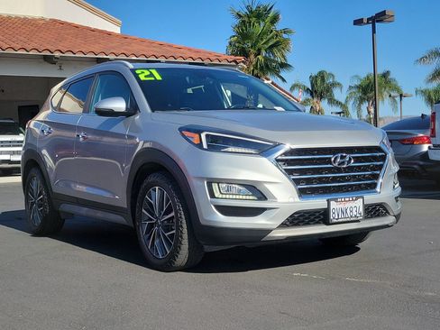 Used 2021 Hyundai Tucson Limited w/ Cargo Package FWD image 2