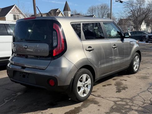 Used 2018 Kia Soul w/ Convenience Package image 10