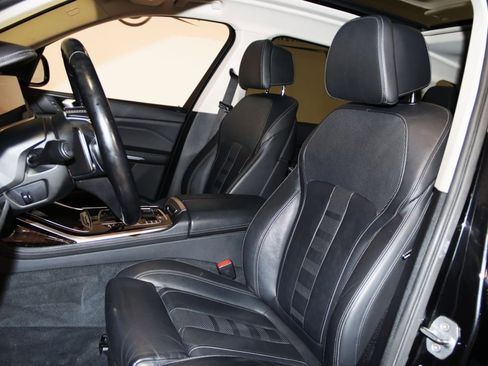 Used 2019 BMW X7 xDrive50i image 40