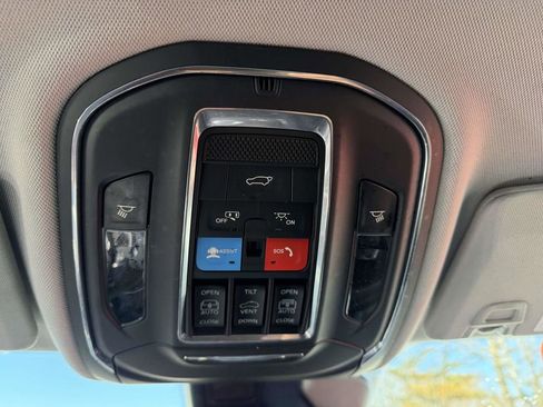 Used 2022 Jeep Grand Cherokee Limited 4xe image 37