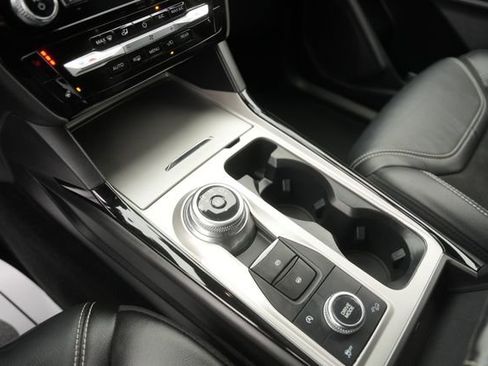 Used 2022 Ford Explorer ST image 27