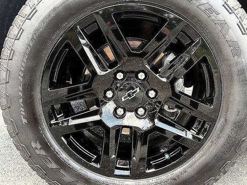 Used 2024 Chevrolet Silverado 1500 RST w/ Protection Package AWD/4WD image 8