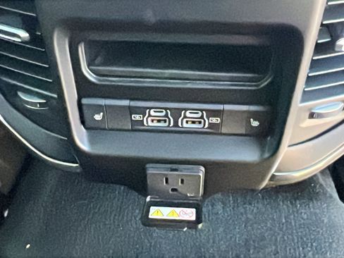 New 2025 RAM 2500 Laramie image 22