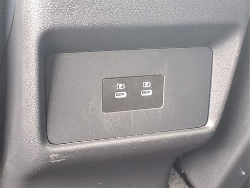 Used 2024 Nissan Rogue SV FWD image 21