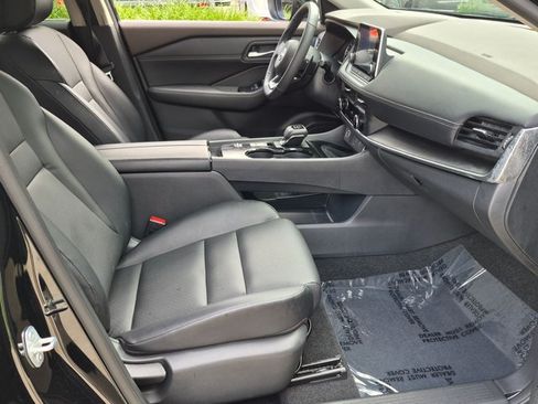 Used 2023 Nissan Rogue SV w/ SV Premium B Package FWD image 21
