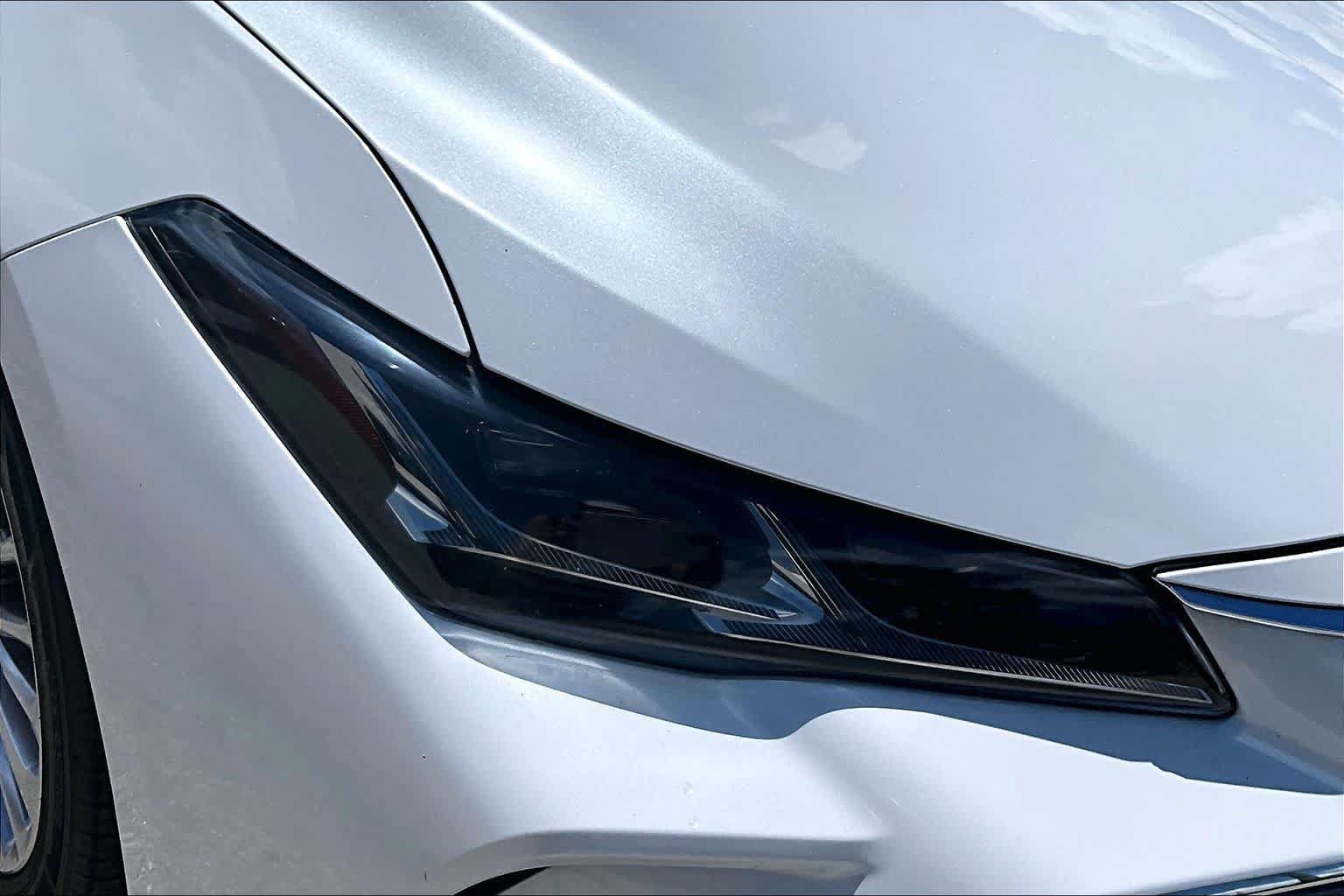 Used 2019 Toyota Avalon Limited FWD image 28