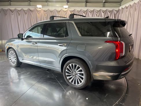 Used 2025 Hyundai Palisade Calligraphy image 9
