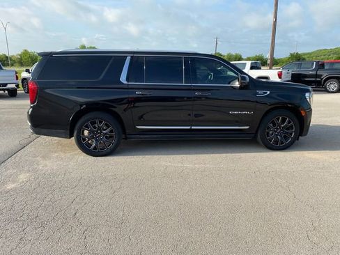 Used 2024 GMC Yukon XL Denali w/ Max Trailering Package AWD/4WD image 7